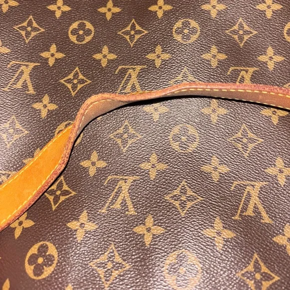 Louis Vuitton Brown Monogram Shoulder Bag - Picture 9 of 13